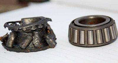 rolamento de rolo cônico quebrado
