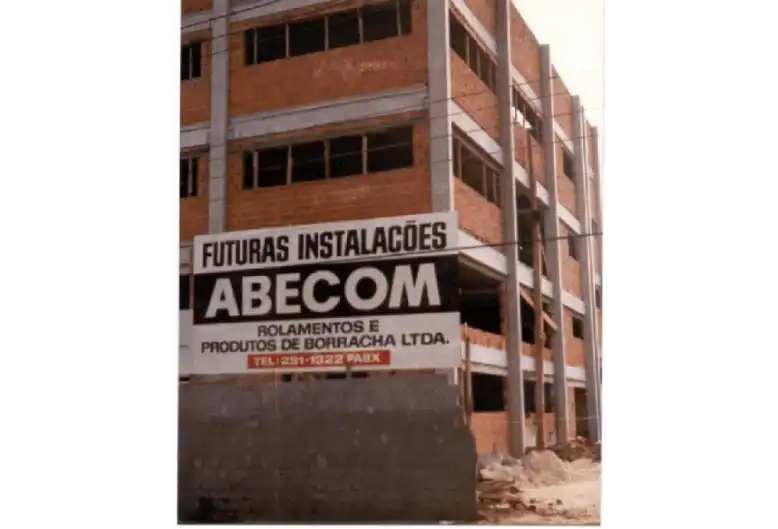 Construção da Instalação da Abecom/Matriz na Rua 21 de Abril, SP